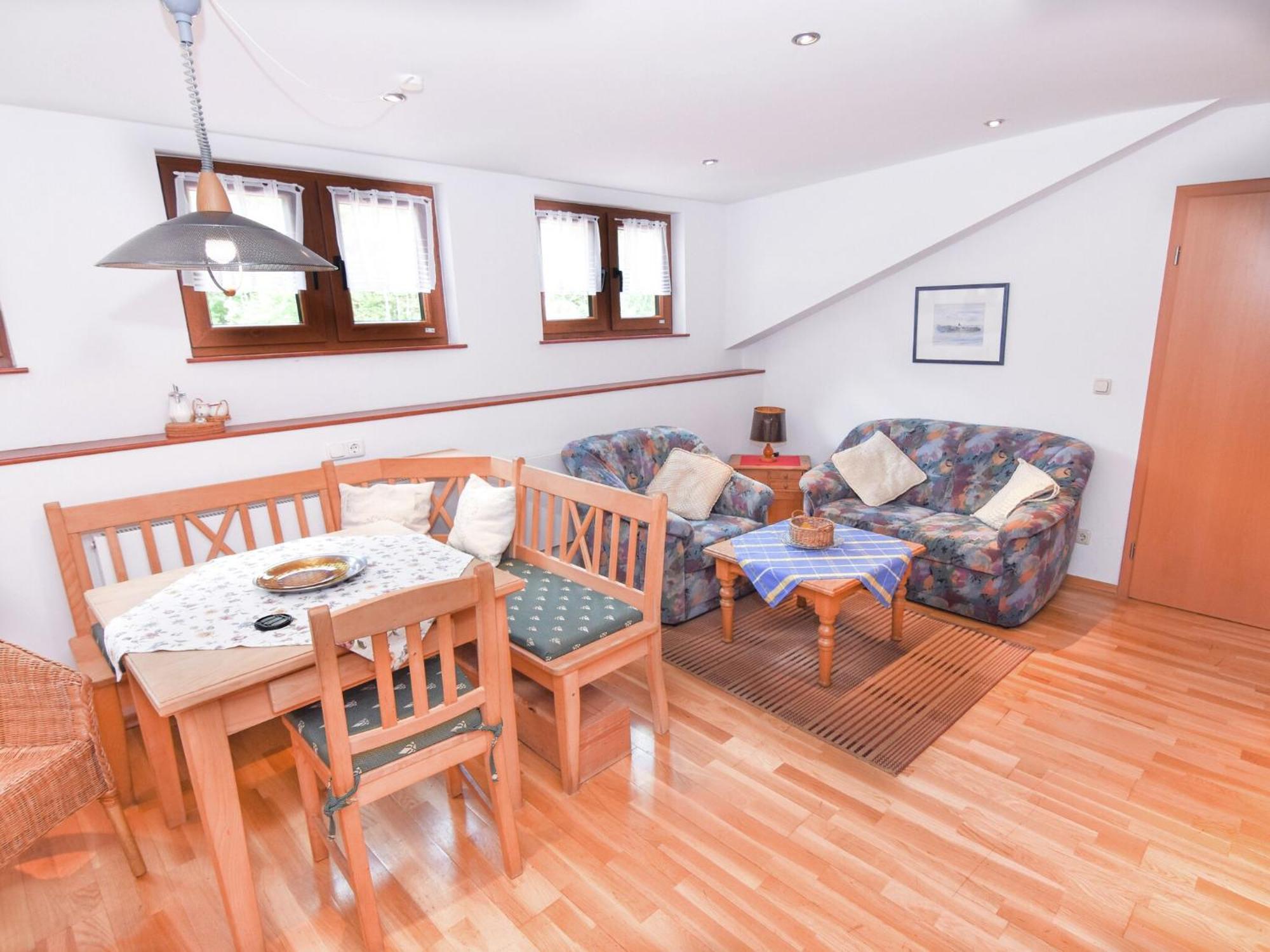 Pleasant Apartment In Ruhpolding With Swimming Pool Eksteriør billede